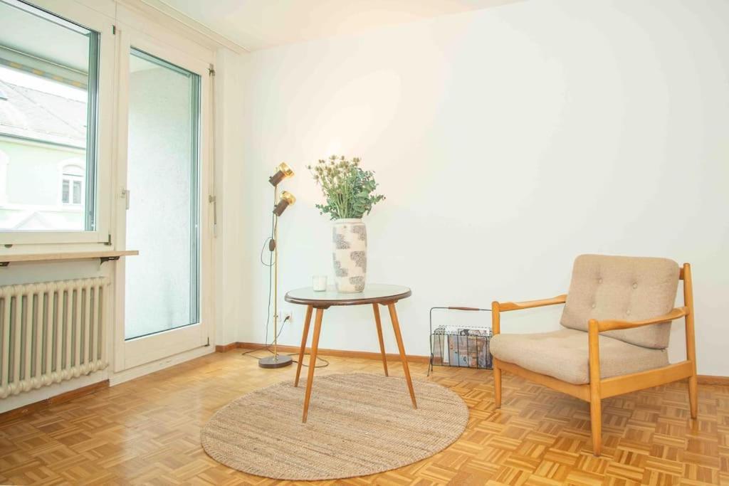 Modern 3-bedroom In Centre